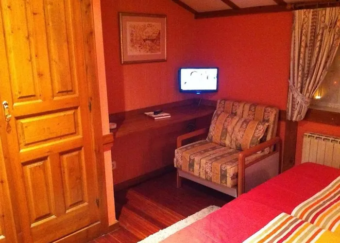 Hotel-restaurante Casa Enrique Casa rural Solares